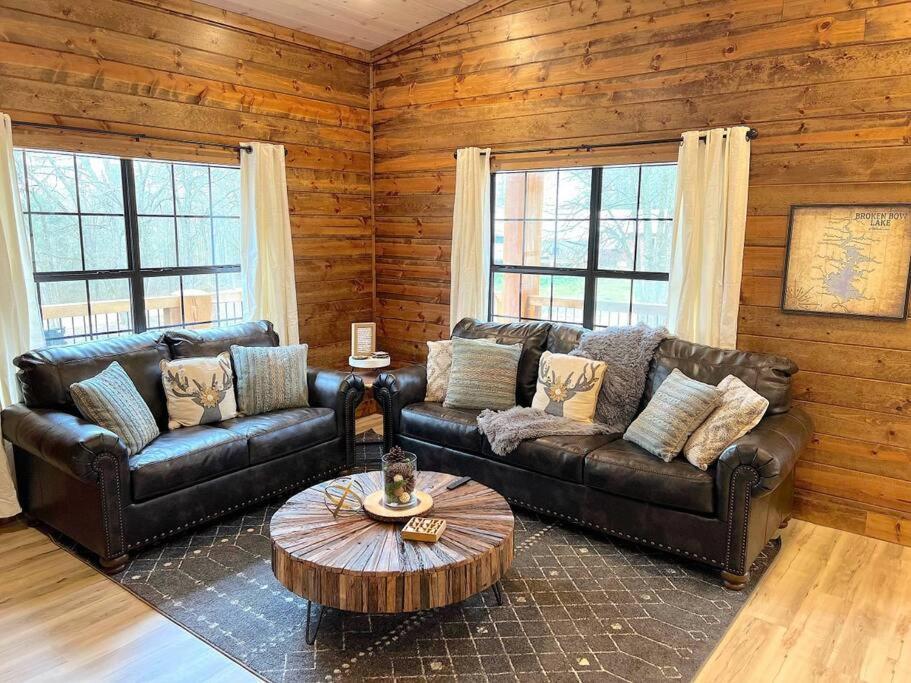 Lofted Pines Fun Family Friendly Cabin Broken Bow Buitenkant foto
